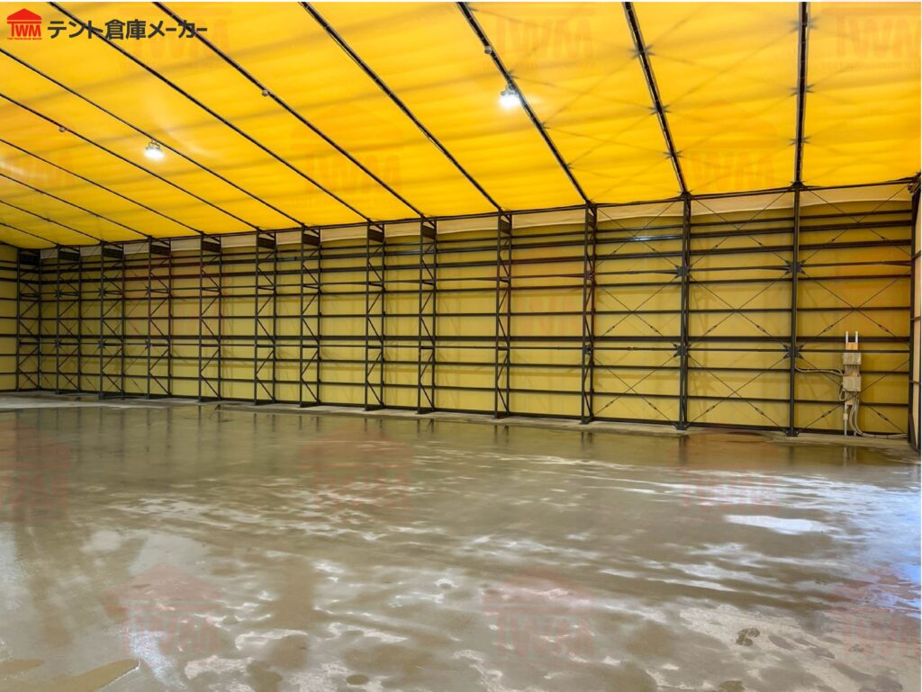 テント倉庫の施工事例の写真