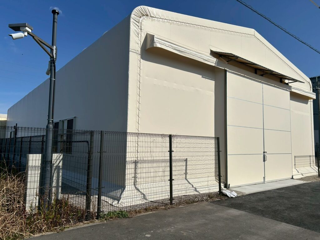テント倉庫の施工事例の写真