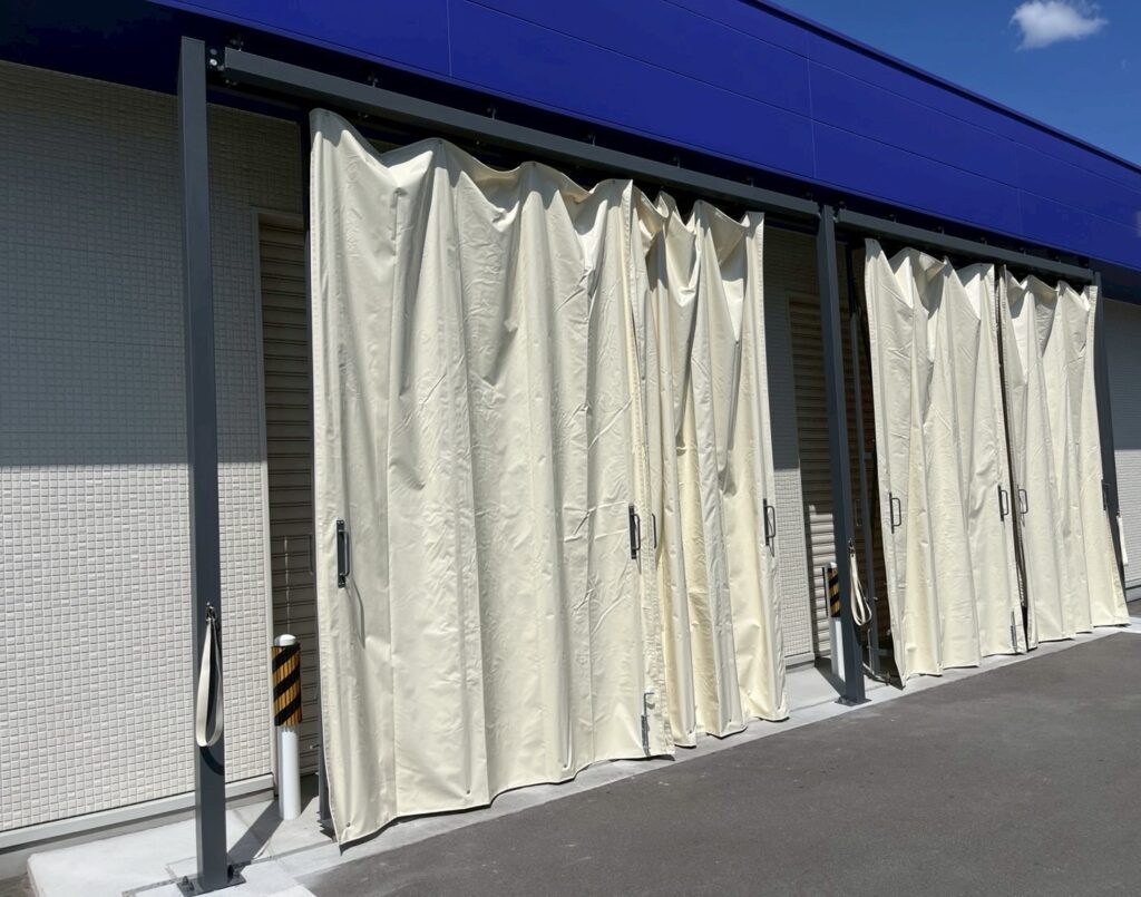 テント倉庫の施工事例の写真