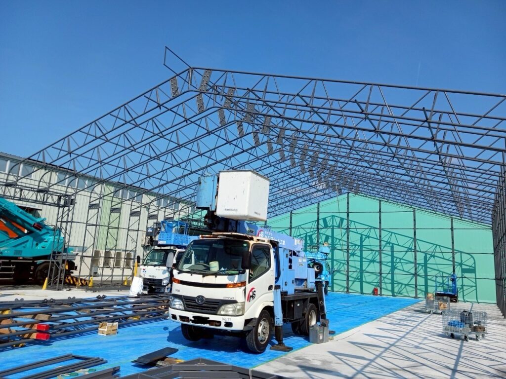 テント倉庫の施工事例の写真