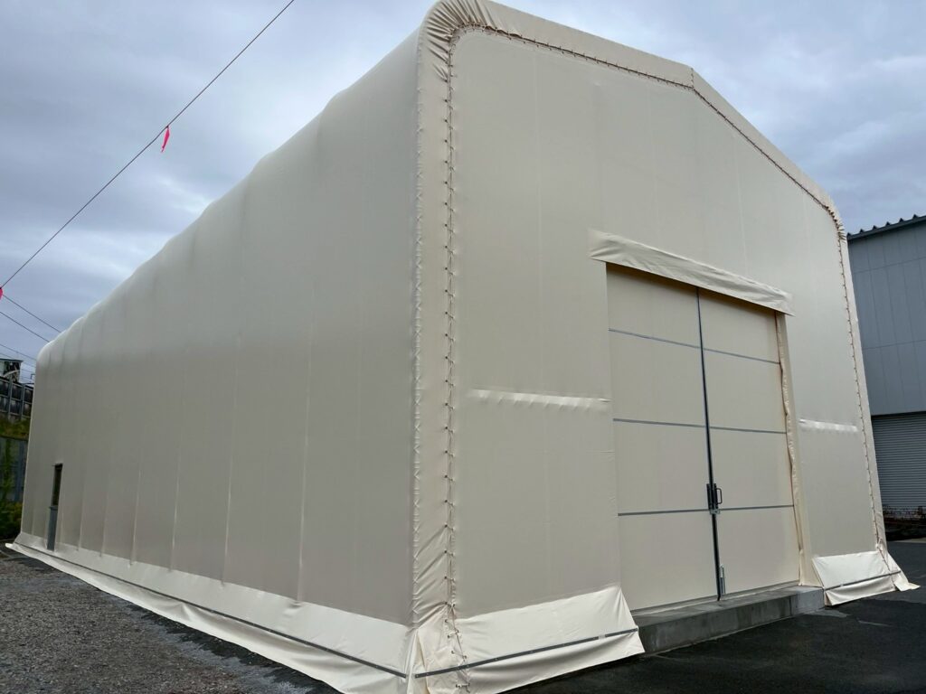 テント倉庫の施工事例の写真